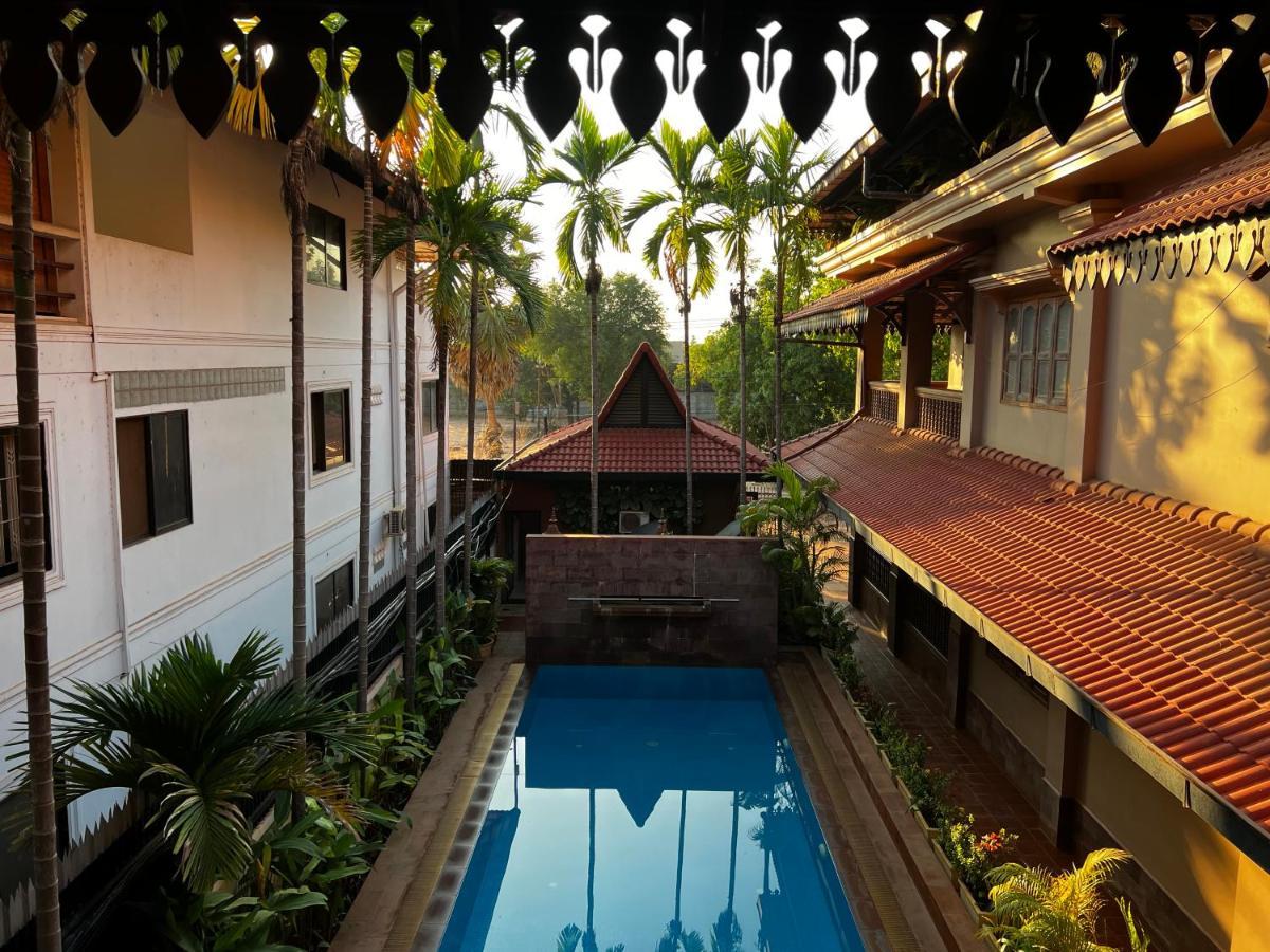 Shining Angkor Apartment Hotel Siem Reap Buitenkant foto